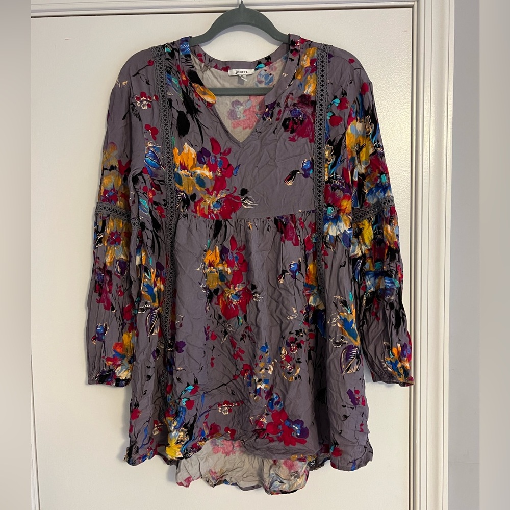 Flowy top